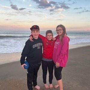 Meet your Posher, Becky